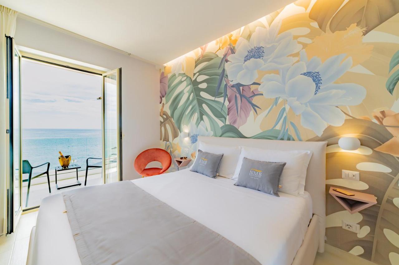 Bed and Breakfast Naxos Marina Bay Giardini-Naxos Exterior foto